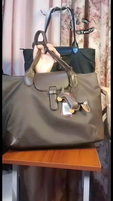 #womenbag #officebag #collegebag #studentbag #mommybag #shoulderbag #handbag #nylonbag #mumubag