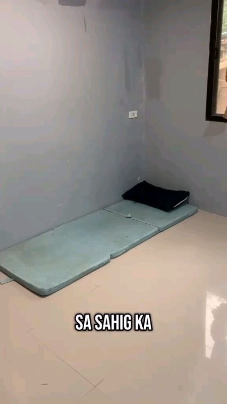 Metal Foldable Folding Bed 😎🔥  #foldingbed #metalfoldablebed #Bed #Recos #FreeCoinsInShopeeVideo #fyp #bestseller #trending #MasMuraSaShopee