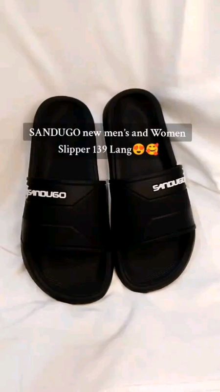 SANDUGO classic style outdoor slippers for men and women #fyp #slippers #SANDUGO #unisex