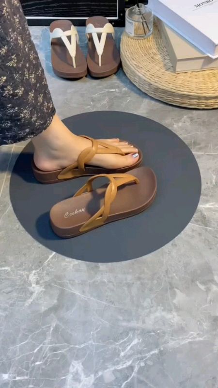 #sandals #casual #women #flipflop #footwear #fyp #shopeefinds #trending
