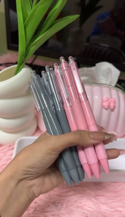 Gel Pens na super affordable and cute pastel colors! #gelpen #signpen #schoolsupplies #officesupplies #stationery