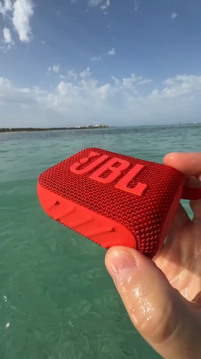 JBL Portable Bluetooth Speaker Small size,big sound!🎶Waterproof,wireless & perfect for on-the-go vibes!💦#ShopeeFinds #FreeCoinsInShopeeVideo #getnow