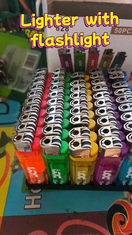 Lighter with flashlight 50pcs mabenta sa tindahan #lighterwithflashlight #sarisaristore #lighter #MasMuraSaShope