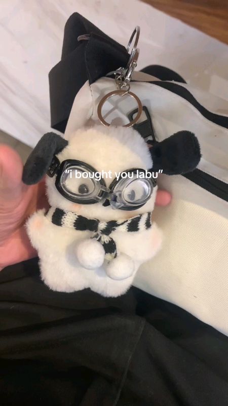 #cutekeychain #keychain #pochaccokeychain #accessories #MasMuraSaShopee