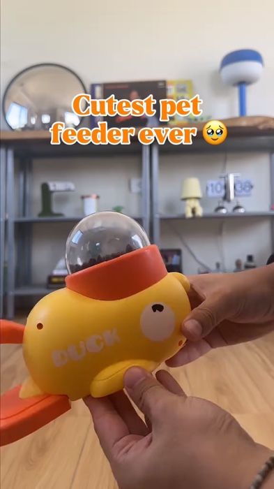 Feast mode on 🐾 Keep your fur baby busy + happy with this super cute pet feeder—fun playtime and snack time in one! 🐶 Order now from #shopeeVideo