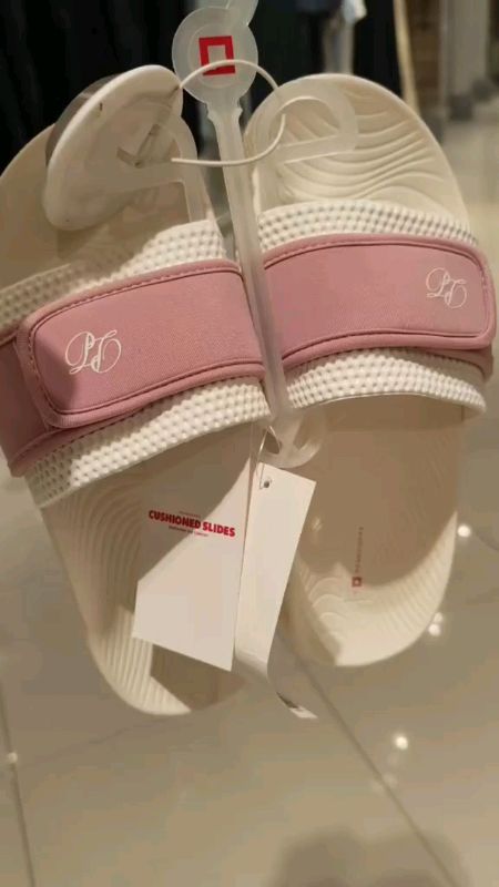 Penshoppe Soft Sole Slides For Women#FreeCoinsInShopeeVideo #MasMuraSaShopee #shopeeph #fyp #viral #trending #affordable