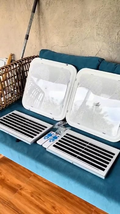 ￼BUY 1 TAKE 1 Solar Ceiling Light Solar Light Indoor Light 3 colors Solar Light Outdoor Waterproof #buy1take1 #solarlight #ceilinglight #indoor