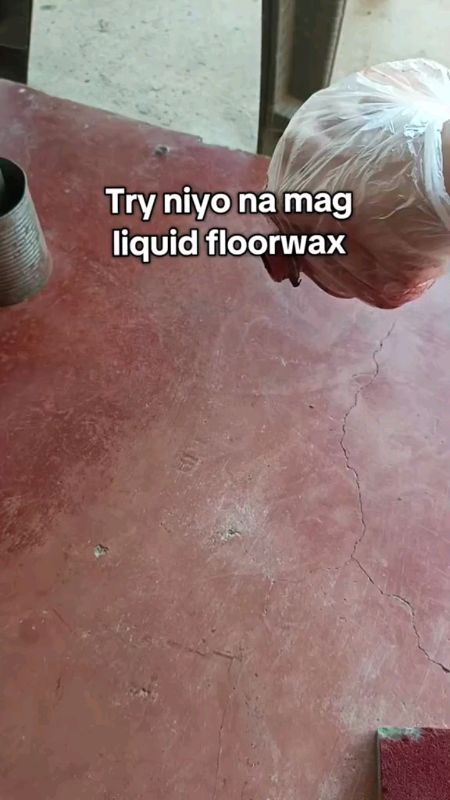 #Liquid floor #wax Aniah's Liquid floor Wax 1Liter with free brush(red)(we can issue OFFICIAL RECIEPT)