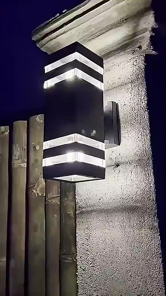 #Duet with preciousgemedpalina #dobleheadedledwalllamp
