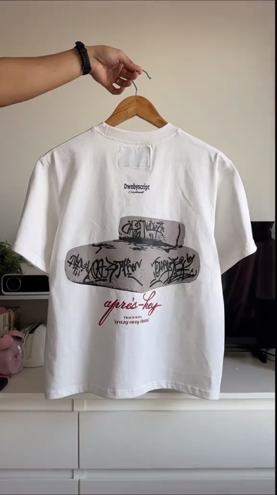 gandaa ng shirt😭   #fyp #tshirt #dwnbyscript #dwn #trending #Fashion #OOTD