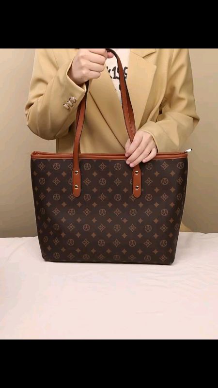 #MasMuraSaShopee #FreeCoinsInShopeeVideo #affordable #trending #paydaysale #flashsale #highquality #authentic #fyp #newarrival #laorentou #totebag