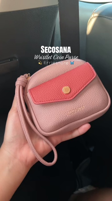 Secosana Wristlet coin purse #secosana #coinpurse #wristletcoinpurse #secosanacoinpurse