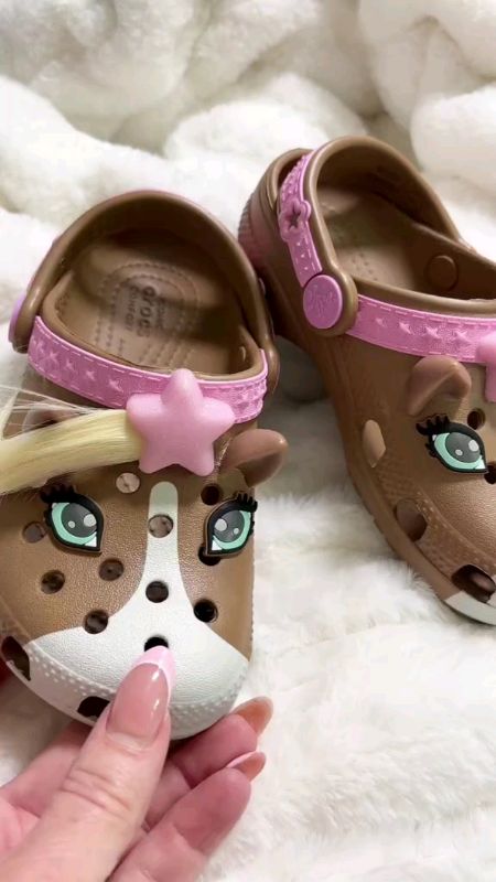 #crocs toddler classic IAM horse clog#toddler #classic #IAMHORSE#CLOG#freecoinsInShopeevideo #crocs💯✅ #affordable✅💯 #masmurasashopee #FYP#QUALITY ✅