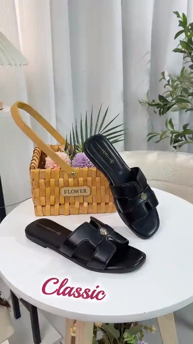 comfy flat sandals ✨ #sandal #flat