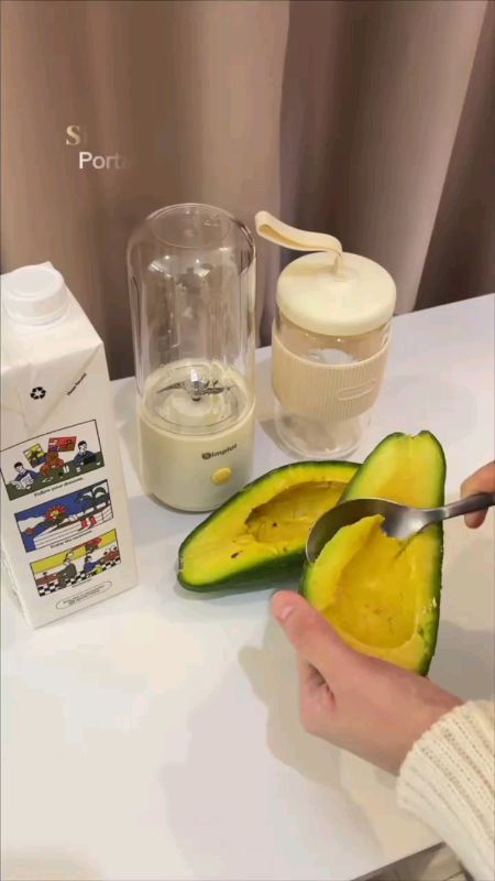 Simplus Portable blender wireless and rechargeable #orangebasket #HugotsaShopee #Legitstore #Checkout