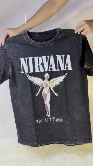 Someone’s looking for a cool shirt? Buy here!! #nirvana #vintageshirt #streetwear