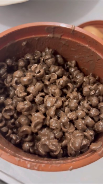 yumm! #konu #minikrunch #chocokrunch #cerealjar #MasMuraSaShopeeVideo #FreeCoinsInShopeeVideo
