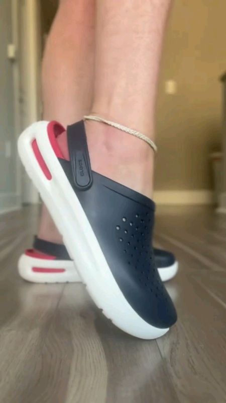 #crocs INMOTION CLOG #HUGOTSASHOPEE #crocs💯✅❤️ #clog #SHOPEEBUDOL #FREECOINSINSHOPEEVIDEO #MASMURASASHOPEE #QUALITY💯✅ #AFFORDABLE💯✅ #FYP #INMOTION