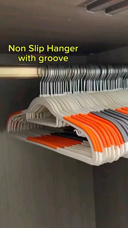 Non Slip Hanger #hanger #MasMuraSaShopee #freecoins