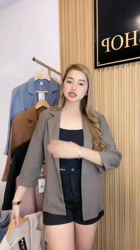 Hello Moderne 8019 Soft Fabric Blazer S-3XL Fold Sleeves 3/4 Style Solid Colors Women#Hellomoderne#blazer#FreeShoppeCoinsInVideo