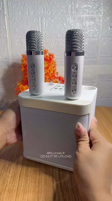 #portableminikaraokespeaker #portablespeaker #minikaraoke #portablespeaker
