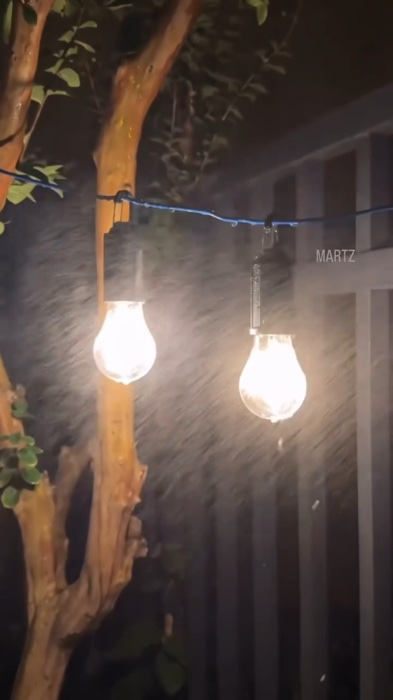 Waterproof Solar LED Light Bulb 💡 #solarlight #LED #lightbulb #fyp #rechargeablelight #campinglight #MasMuraSaShopee #outdoorsolarlight