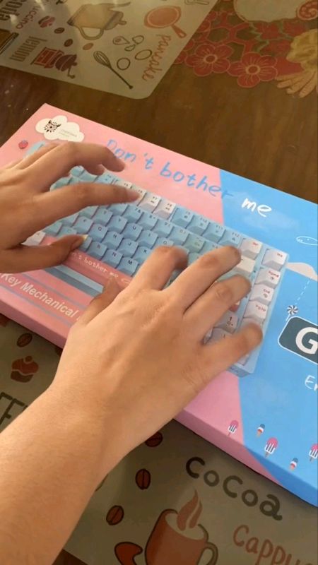 Level up your typing gaming with the #onikuma mechanical keyboards💖✨️ #HugotSaShopee #ShopeePHPaydaySale #MasMuraSaShopee  #FreeCoinsInShopeeVideo