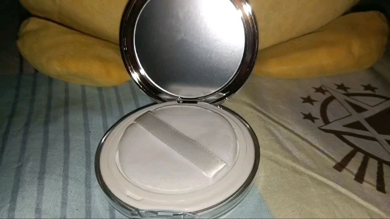 #powder #container #case #cosmetics #makeup #beauty #container #travel #MasMuraSaShopee #FreeCoinsInShopeeVideo #fyp #viral #trending #trend #payday