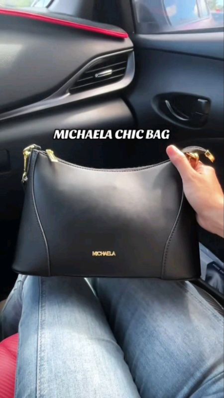 MICHAELA CHIC BAG FOR GIRLIES✨🫶🏻#FreeCoinsInShopeeVideo #MasMuraSaShopee #Shopee33InstantSurprise #ShopeePHPaydaySale #bag #gift #michaela #chic
