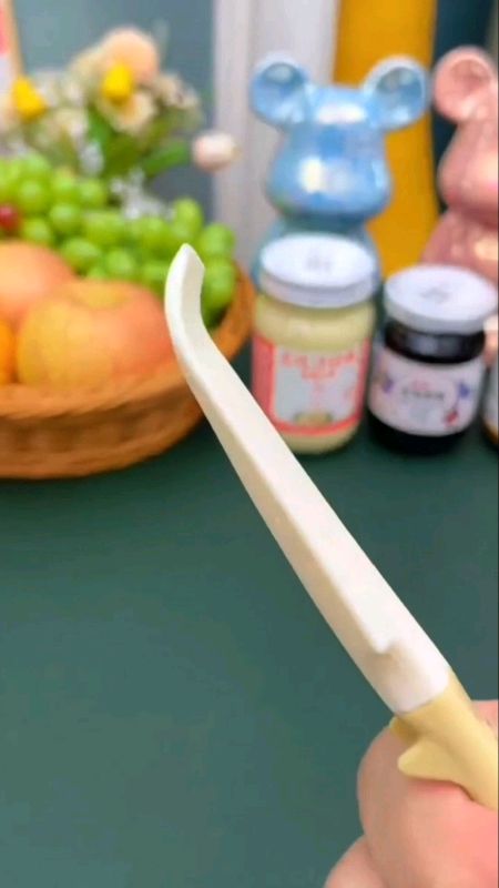 Silicone scraper #scraper ##ketchentools #scraperforjar