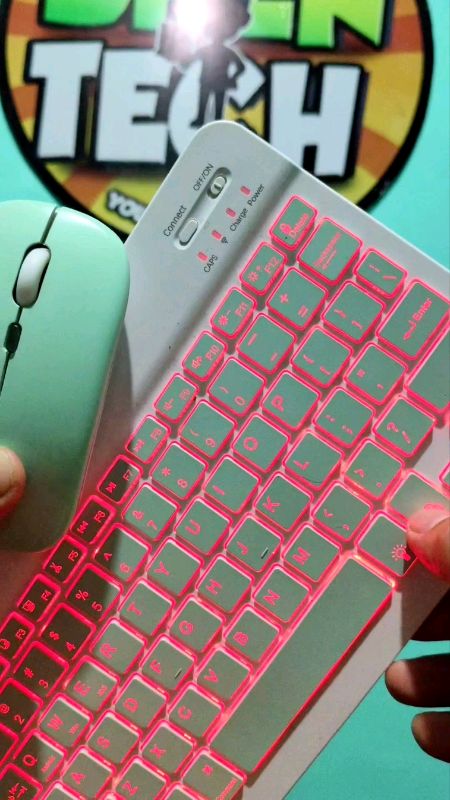 Bluetooth keyboard+ mouse, space saver, pwede sa laptop, desktop PC, tablet at android phone. #bhentech #it #keyboard #computer
